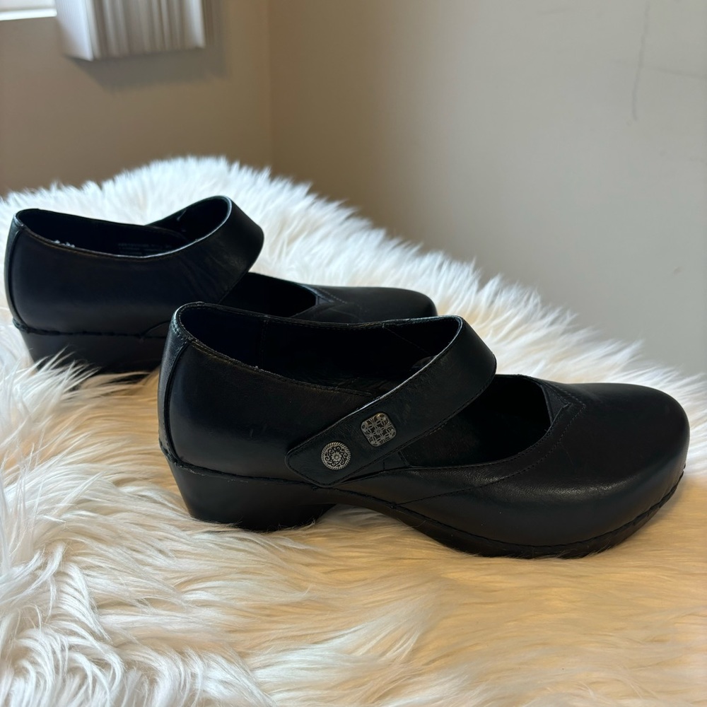 NIB Dansko Tandy Black Leather Mary Jane Slip-On Clog, Size 39